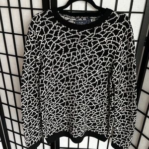 TopShop/TopMan Men’s 90’s Oversized Geo Print Sweater (Blk/Wht) / Small
